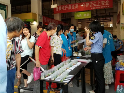 抽檢與送檢雙管齊下，筑牢佳節食品安全防線——遂溪縣市場監督管理局開展專項監督檢查活動